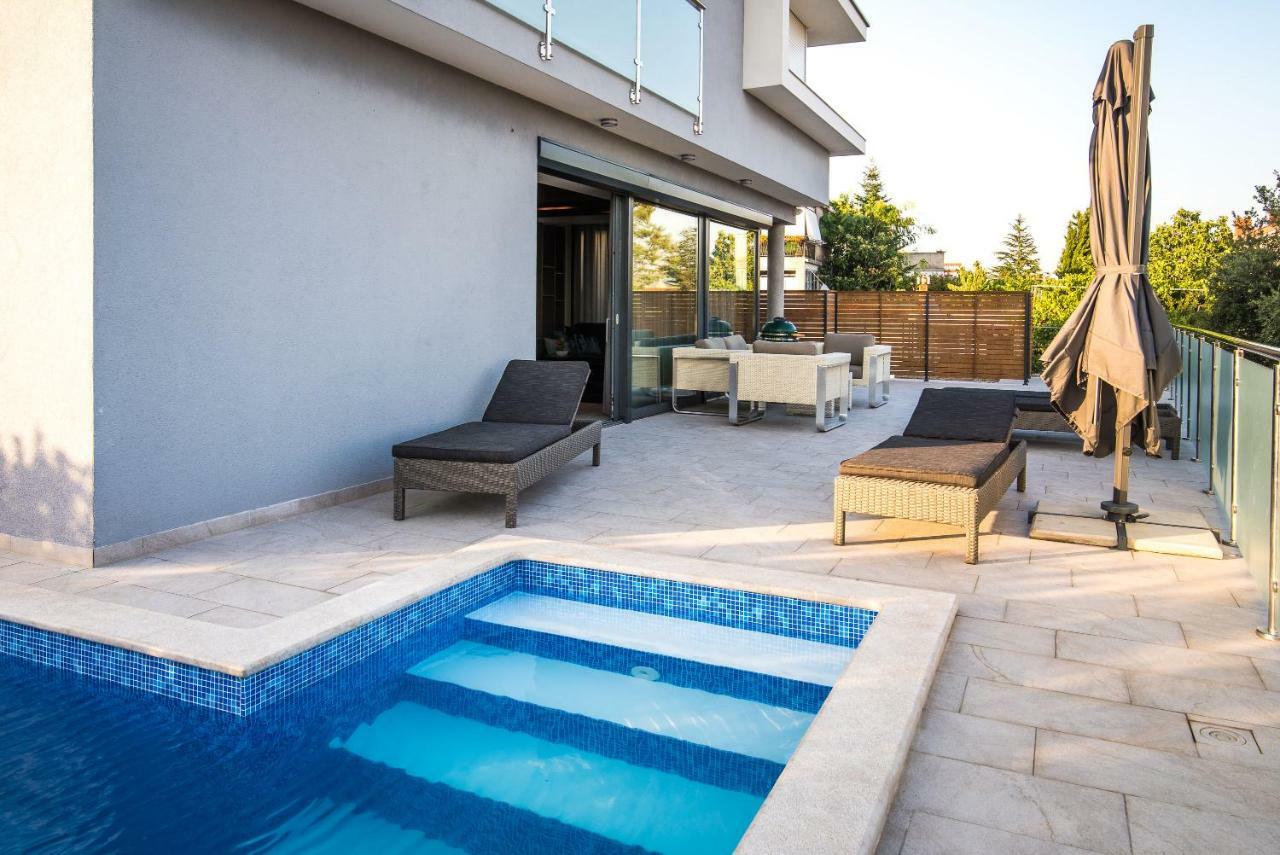 Luxury Apartment Imperia Krk Town Exterior photo